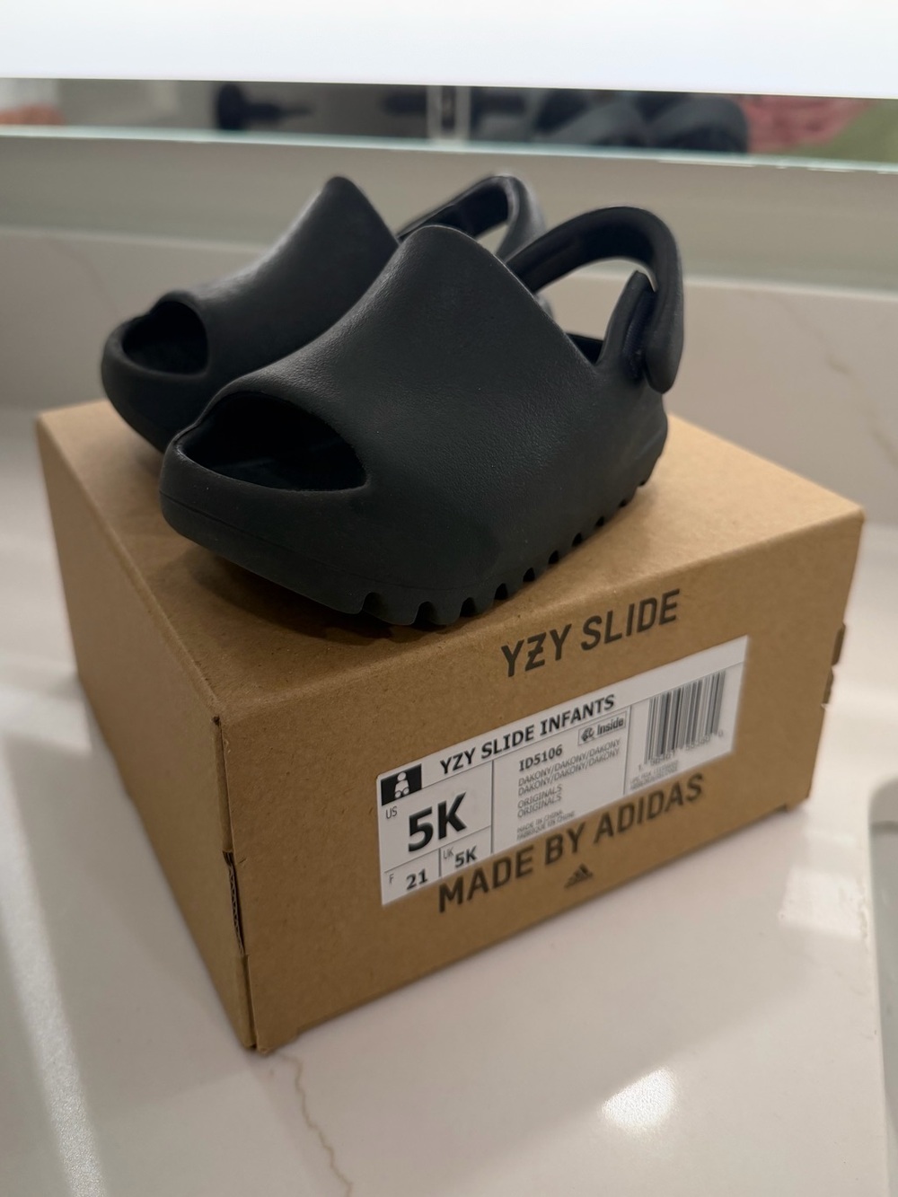 Yeezy Kids Black Infant YZY Slide Sandals with Back Strap